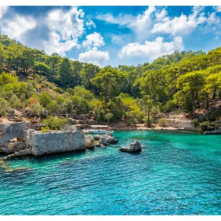 Only Blue Rhapsody Aparthotel 4*