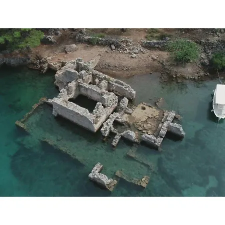 Only Blue Rhapsody Aparthotel