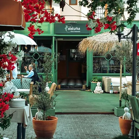 Only Blue Rhapsody Aparthotel 4*