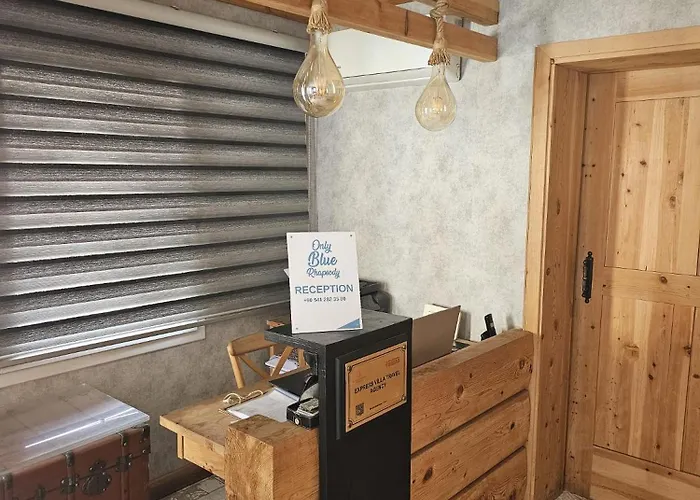 Only Blue Rhapsody Lejlighedshotel 4*